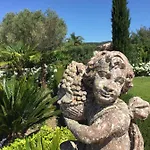 בית נופש Chateau De La Clapiere