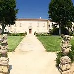 בית נופש Chateau De La Clapiere