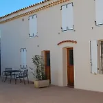 בית נופש Chateau De La Clapiere *