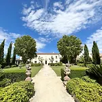 בית נופש Chateau De La Clapiere *
