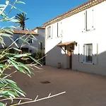 Hébergement de vacances Chateau De La Clapiere