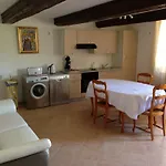 בית נופש Chateau De La Clapiere