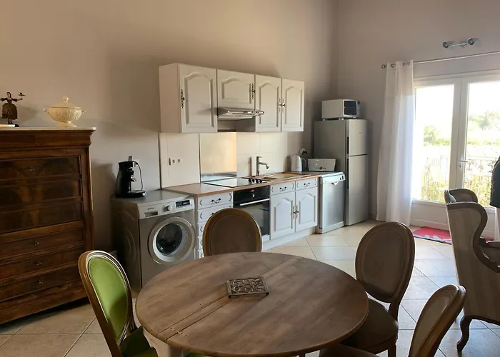 Chateau De La Clapiere Дом отдыха *