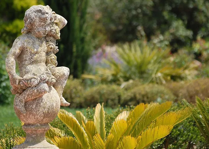 Дом отдыха Chateau De La Clapiere *