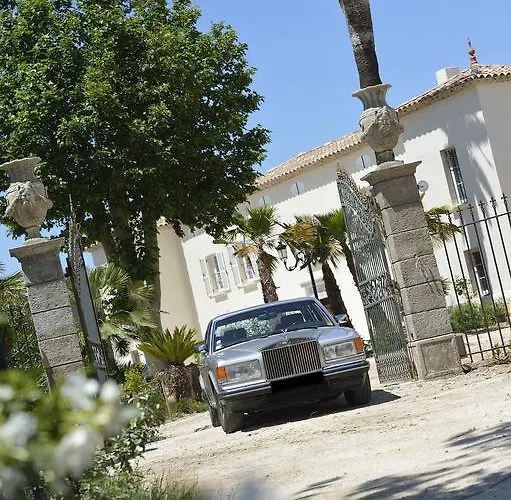 Chateau De La Clapiere Дом отдыха Йер