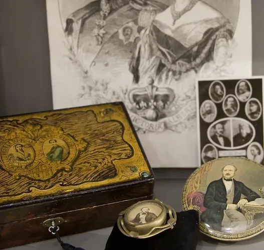 Дом отдыха Chateau De La Clapiere Йер