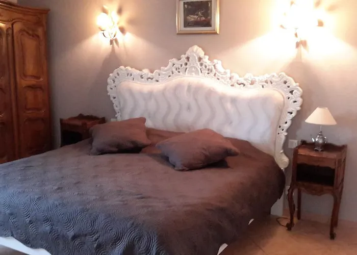 Chateau De La Clapiere Дом отдыха *